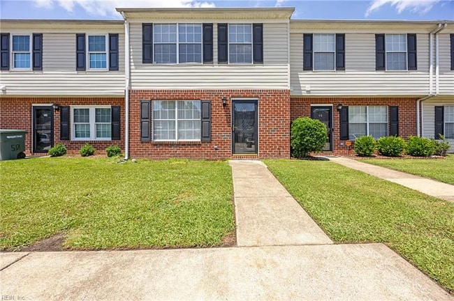 Photo - 48 Terri Sue Ct Townhome