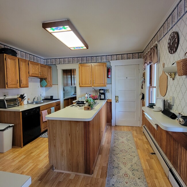 Photo - 51 Crown St Unit #2