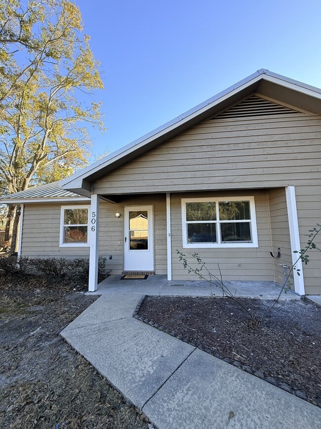 Photo - 506 Idlewood Cir