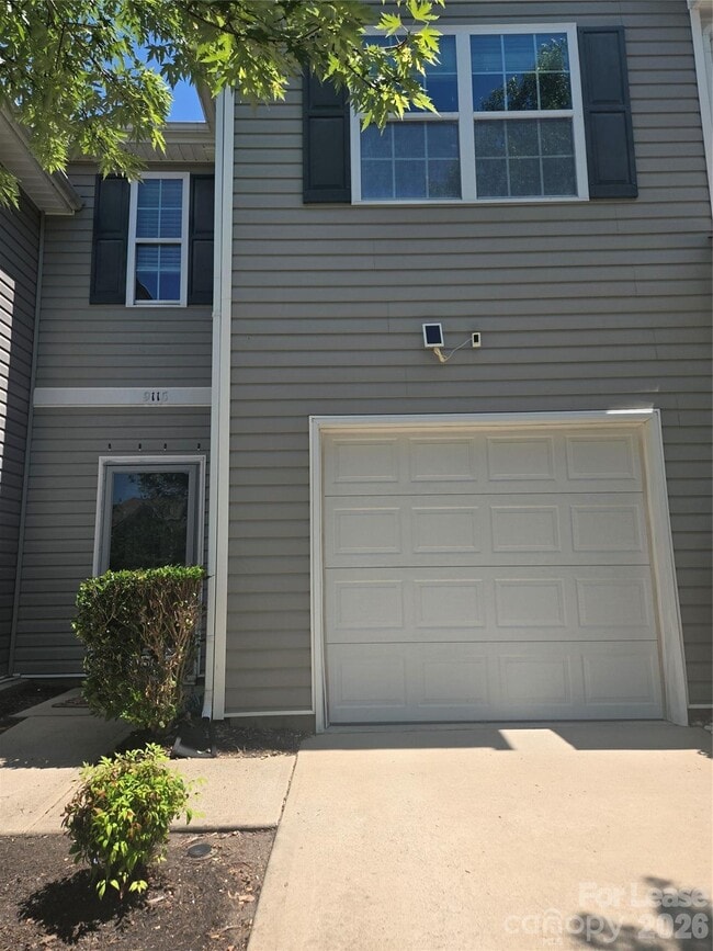 Building Photo - 9116 Bradstreet Commons Way