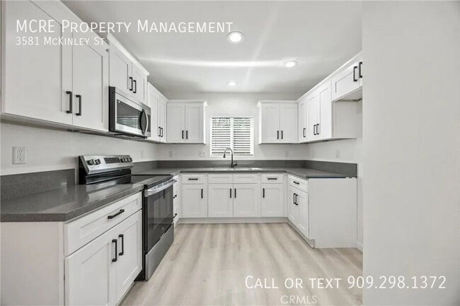 Photo - 3581 McKinley St