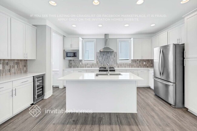 Photo - 240 Founders Ln