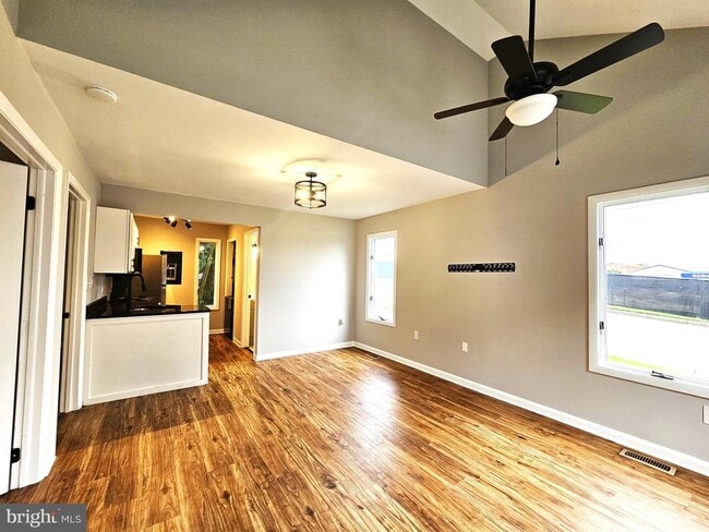 Building Photo - 207 Monticello Ave Rental