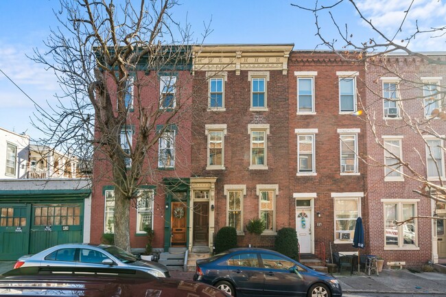 Spacious 4 Bedroom on Cumberland St - Spacious 4 Bedroom on Cumberland St House
