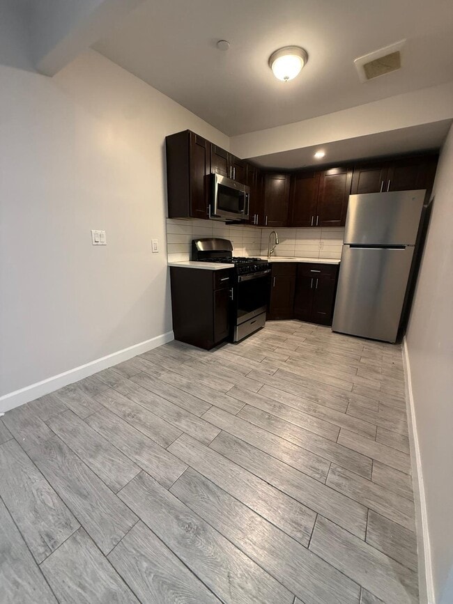 Photo - 52 Yonkers Ave Unit Apt 2