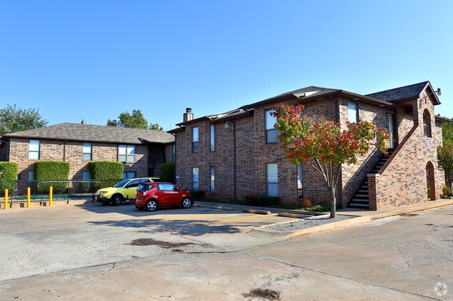 Photo - Putnam Heights Apartments