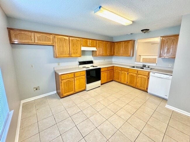 Photo - WhittenRd1090 Unit 1