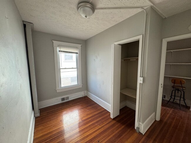 Photo - 1501 7th St SE Unit B