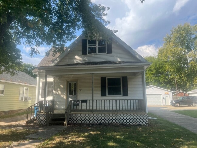 Building Photo - 1101 N 2nd St Unit 1101 N 2nd