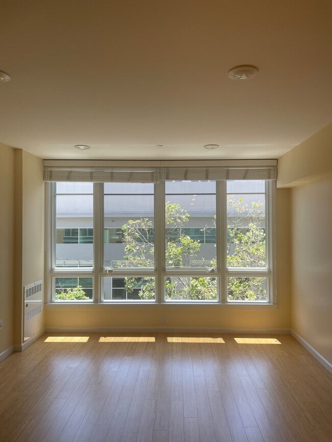 Photo - Addison Arts Apartments