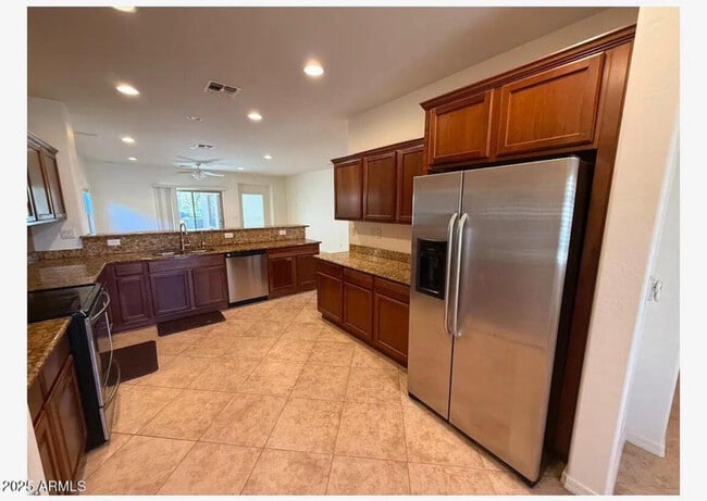 Photo - 1739 W Big Oak St