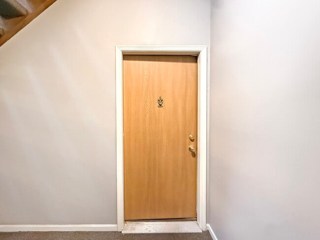 Photo - 1206 Ballantrae Pl Unit B