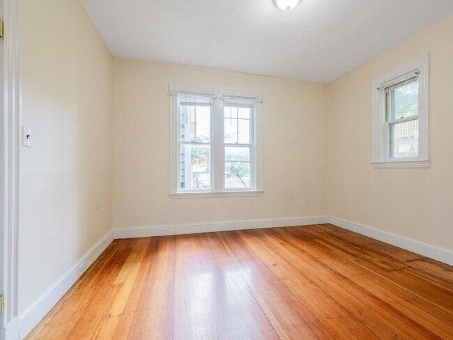 Photo - 8 Westerly St Unit 1