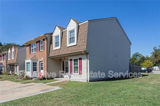 Photo - 5684 Campus Dr