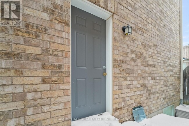 Photo - 424 Tonelli Ln