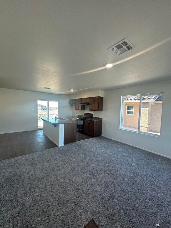 Photo - 4692 S Cedar Ave