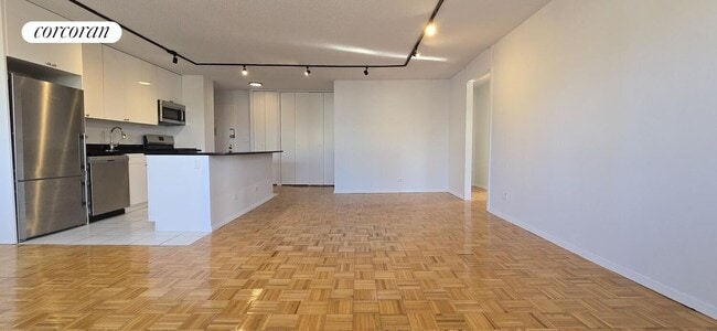 Photo - 401 Second Avenue 23F