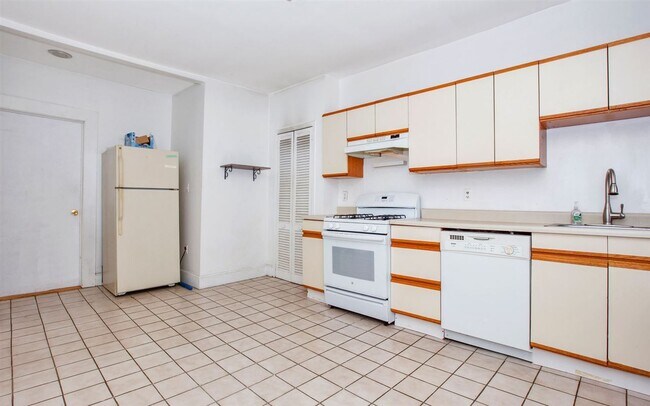 Photo - 504 Washington St Unidad 3