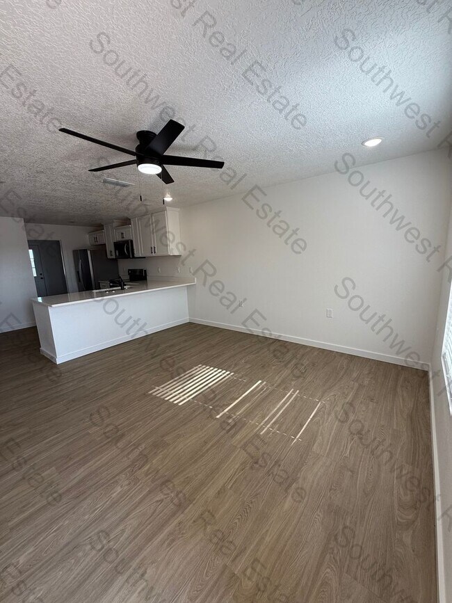 Photo - 3509 Ethan Ave Unidad B