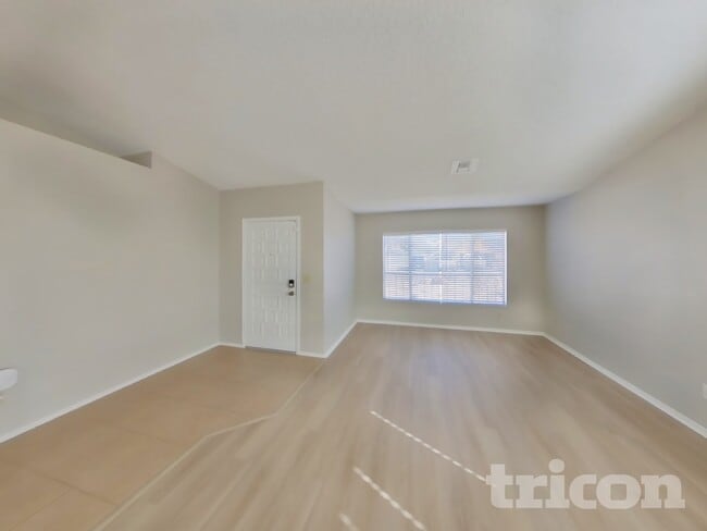 Photo - 6219 W North Ln