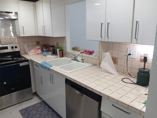 Photo - 3551 NE 169th St Unit 110-A