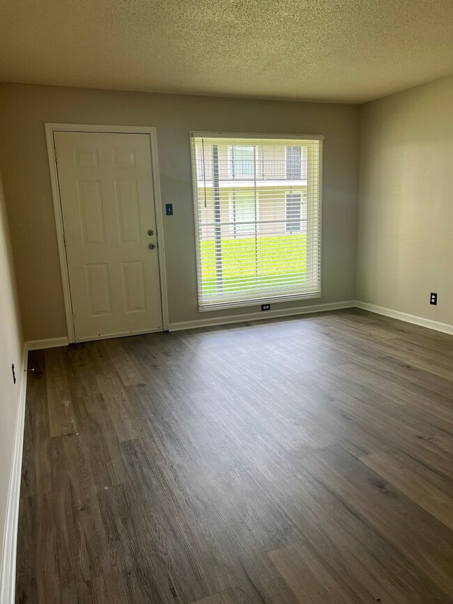 Photo - 1 Bed / 1 Bath Apartment