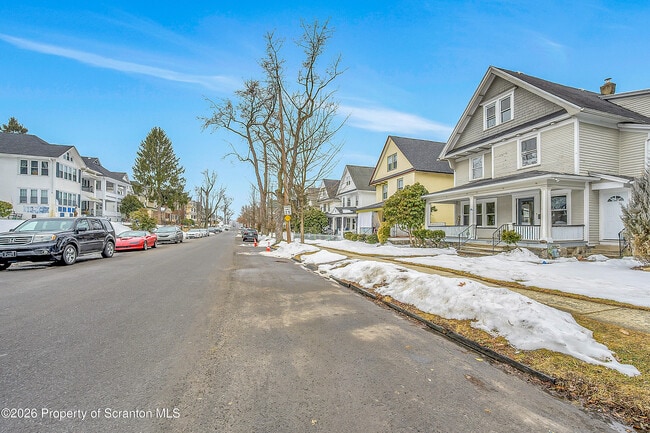 Photo - 529 Wheeler Ave