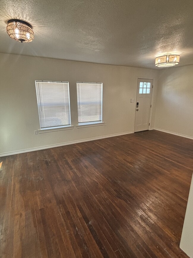 Photo - 703 N Blair St