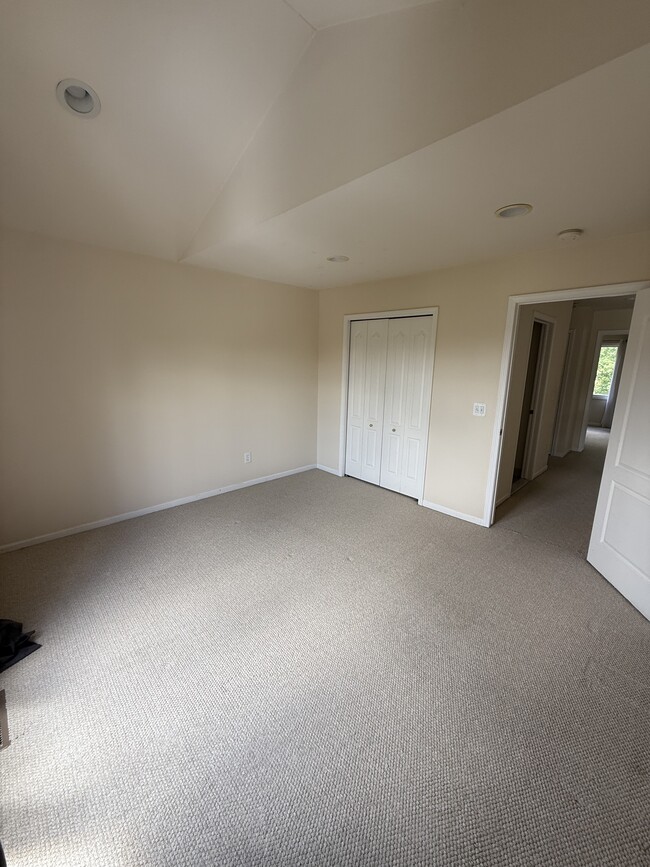 Photo - 7782 Watford Dr