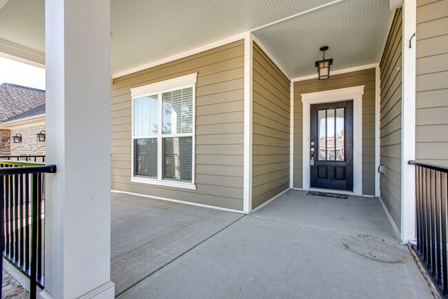 Photo - **RARE, WELL-APPOINTED, ONE-LEVEL HOME WIT...