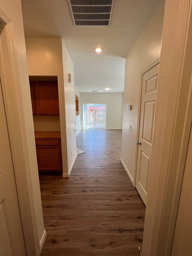 Photo - 717 Meadow Grove Ct Unit D