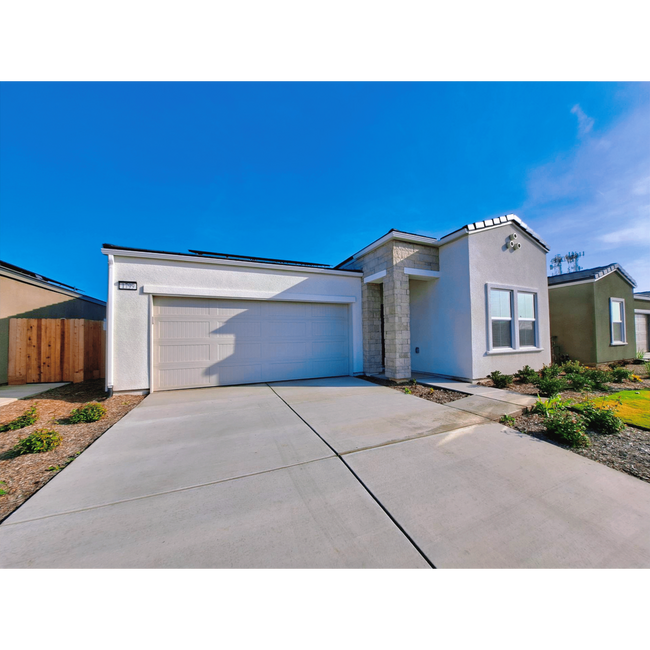 Photo - Beautiful 4BR Single-Level Home in Madera’s New Community!