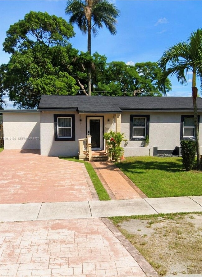Building Photo - 15121 NW 29th Ave Unit 0