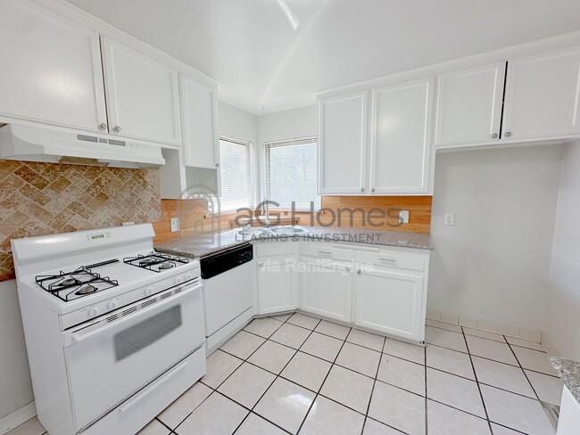 Photo - 3032 NW 70th St