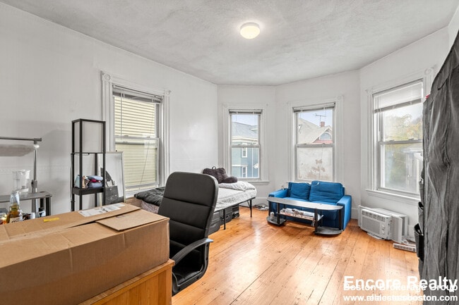 Photo - 78 Hillside St Unit 3