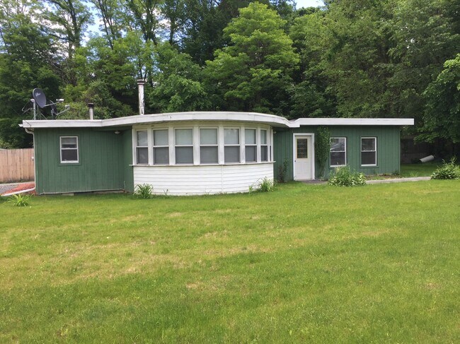 Photo - 8064 Albany Post Rd House