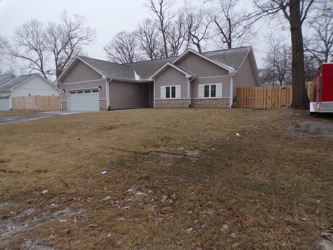 Photo - 33476 N Evergreen Dr