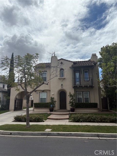 Building Photo - 72 Downing St