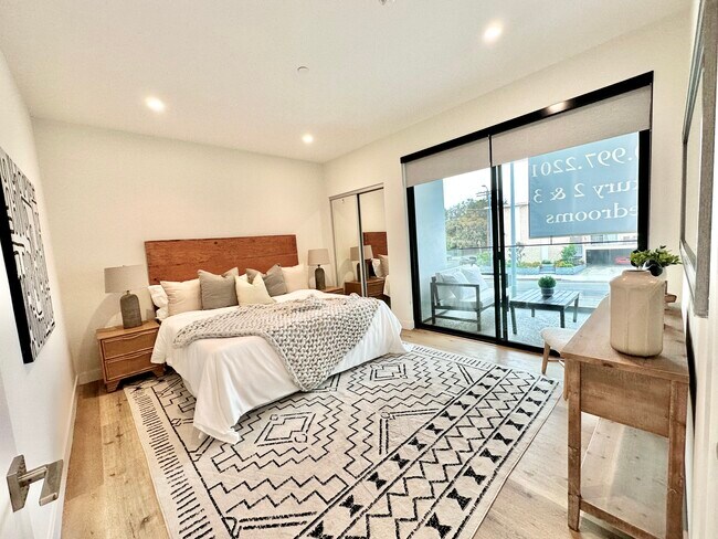 4264 S Centinela Ave
