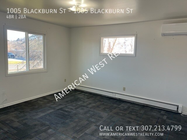 Photo - 1005 Blackburn St