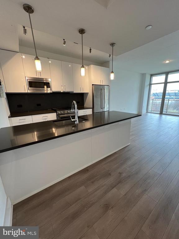 Building Photo - 88 V St SW Unit 713