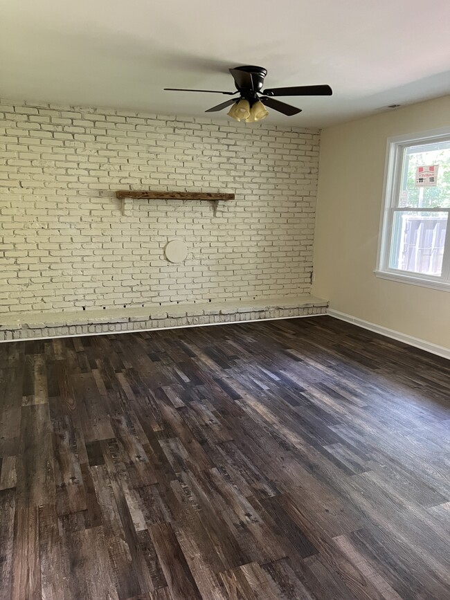 Photo - 711 Dennisville-Petersburg Rd