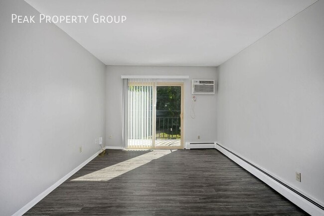 Photo - 3505 Telford St Unit 2