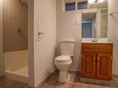 Photo - 1015 W Routt Ave