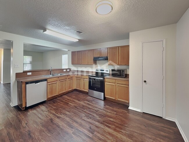 Photo - 4026 Holly Leaf Ct