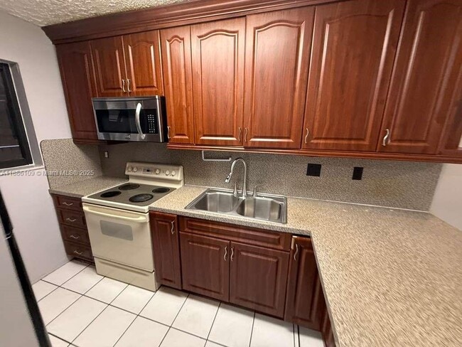 Photo - 6055 W 19th Ave Unit 215