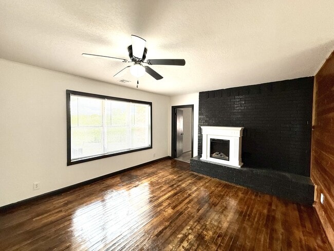 Photo - 1125 Easy St