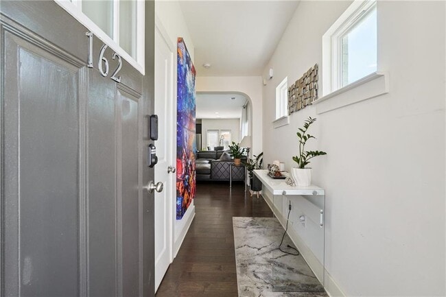 Photo - 162 Auburn Run Ln