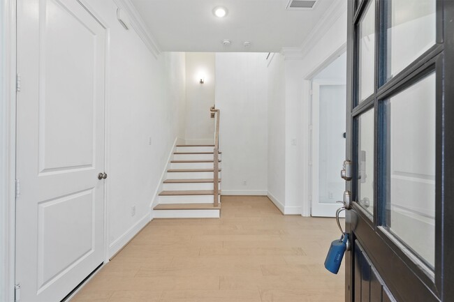Photo - 3504 Bridgewater Oaks Ln
