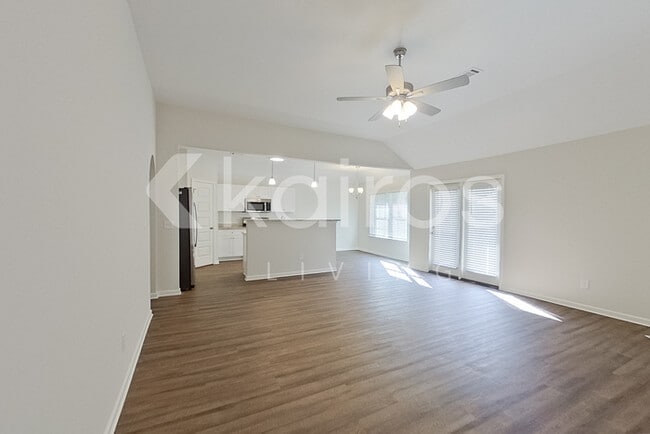 Photo - 251 Magnolia Dr